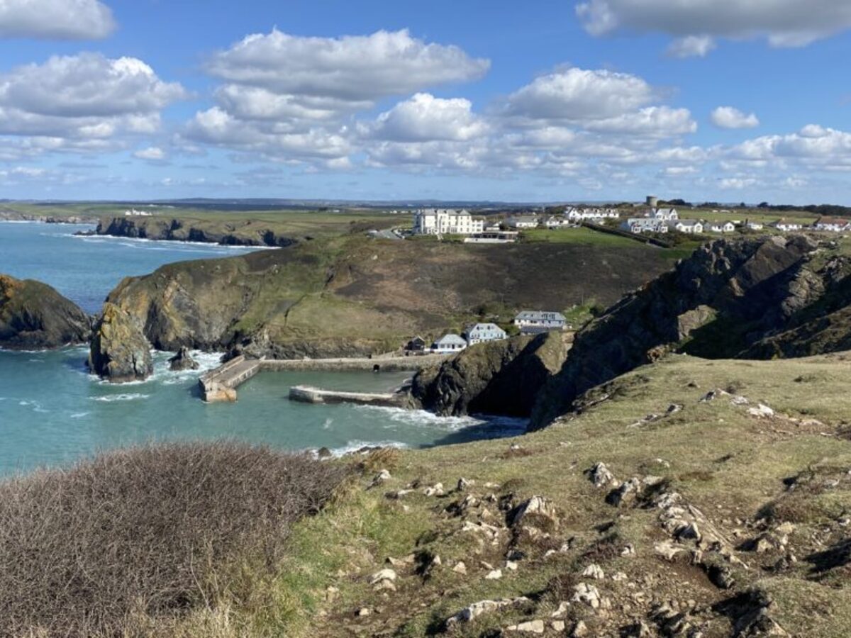 One-day Lizard Peninsula road trip
